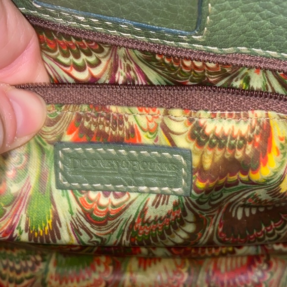 East/ West Tassel Green Dooney & Bourke Leather Tote - Picture 5 of 10